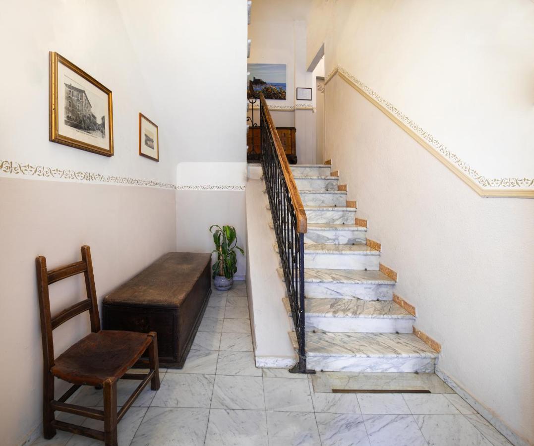 Albergo La Villetta Sarzana Exterior photo