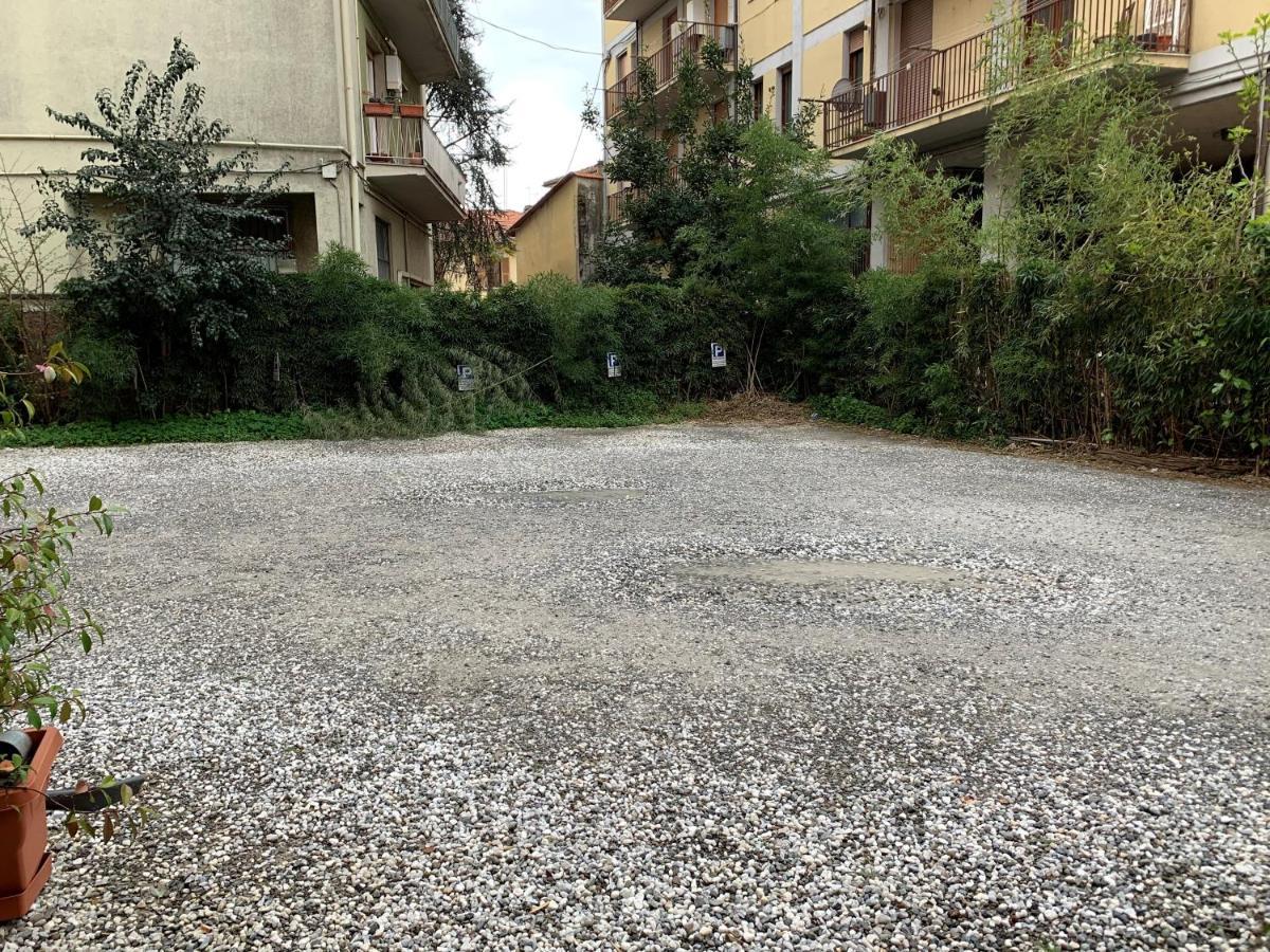 Albergo La Villetta Sarzana Exterior photo